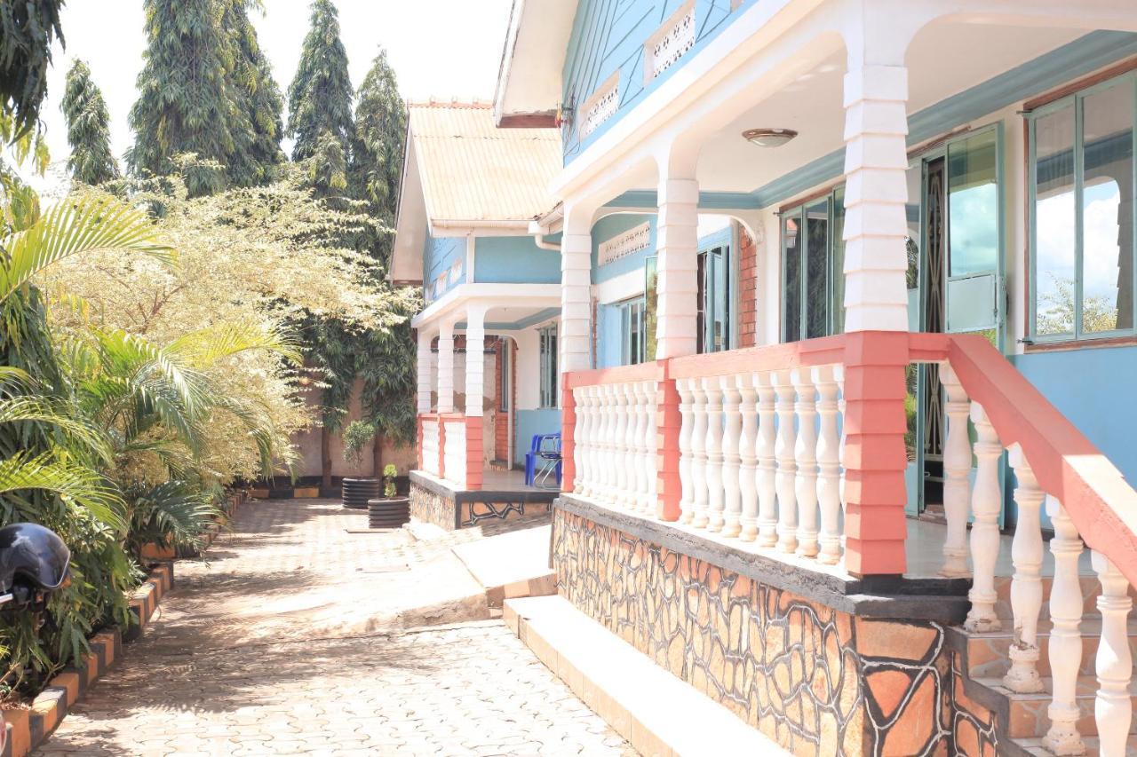 Emmas' Guest House Kampala Dış mekan fotoğraf